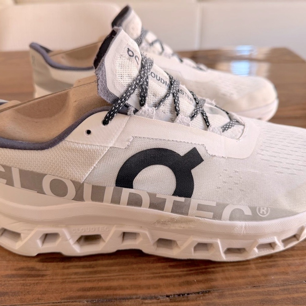 On Running Cloudmonster – White / Grey - Picture 3 of 6